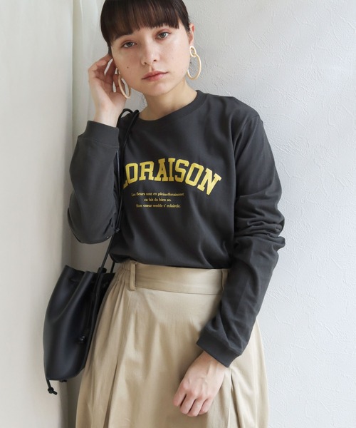 HER CLOSET（ハークローゼット）の「【shemoshelly】WEB限定カレッジロゴロンT 新色追加（Tシャツ/カットソー・レディース・ネイビー/ホワイト/スミクロ/ヘザーグレー/ネイビー系・L/S/M）」の3枚目の写真