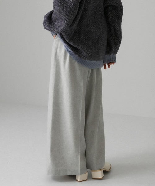 KBF(ケイビーエフ)の「ワイドスラウチパンツ(その他パンツ・レディース・チャコールグレー/ライトグレー・ONE)」の18枚目の写真