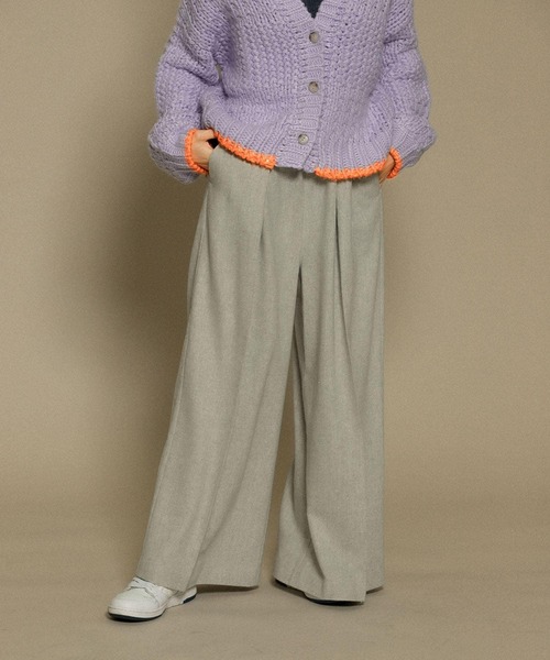 KBF(ケイビーエフ)の「ワイドスラウチパンツ(その他パンツ・レディース・チャコールグレー/ライトグレー・ONE)」の10枚目の写真