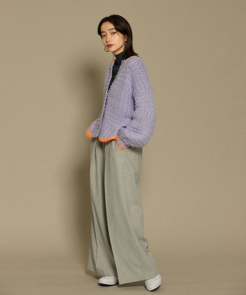 KBF(ケイビーエフ)の「ワイドスラウチパンツ(その他パンツ・レディース・チャコールグレー/ライトグレー・ONE)」の19枚目の写真