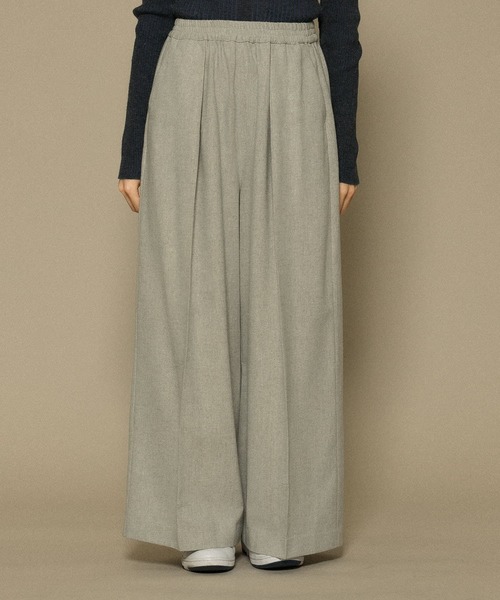 KBF(ケイビーエフ)の「ワイドスラウチパンツ(その他パンツ・レディース・チャコールグレー/ライトグレー・ONE)」の12枚目の写真