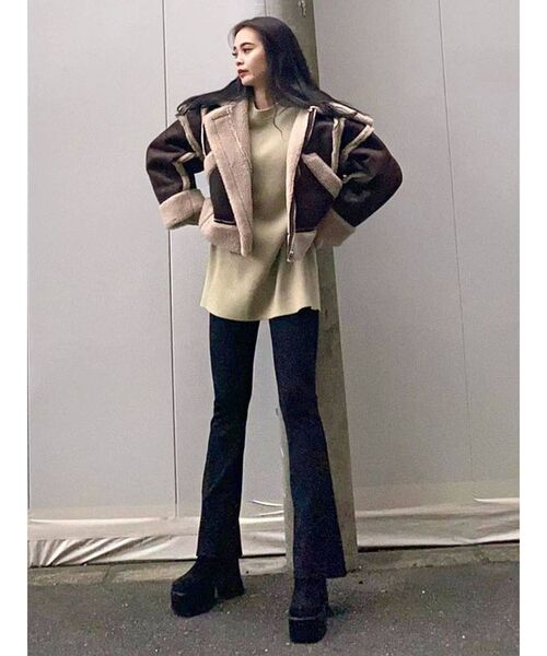 EMODA(エモダ)の「アップネックボックスニット(ニット/セーター・レディース・ブラック/カーキ/オレンジ・FREE)」の11枚目の写真