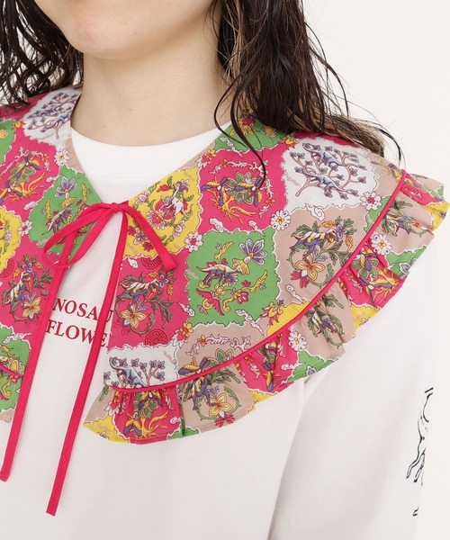 I am I in fact...（アイアムアイインファクト）の「Dinosaur in flower つけ衿（付け襟・レディース・ピンク/ネイビー・FREE）」の4枚目の写真