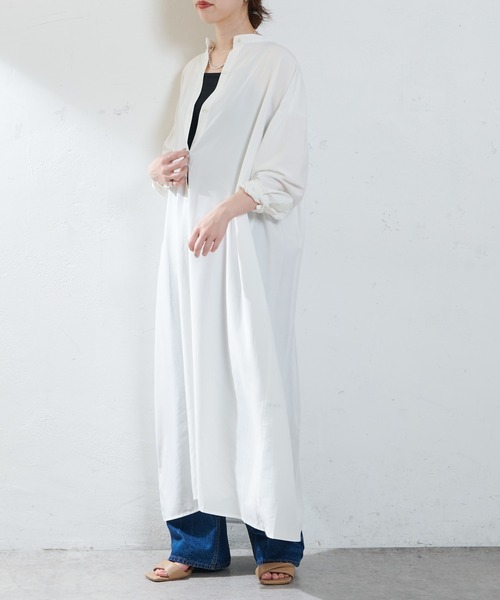 SHENERY（シーナリー）の「バックオープンシャツワンピース（ワンピース・レディース・オフホワイト/ミント・FREE）」の4枚目の写真