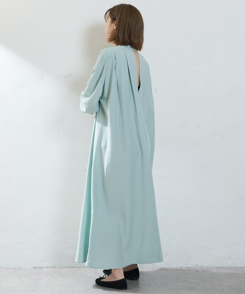 SHENERY（シーナリー）の「バックオープンシャツワンピース（ワンピース・レディース・オフホワイト/ミント・FREE）」の14枚目の写真