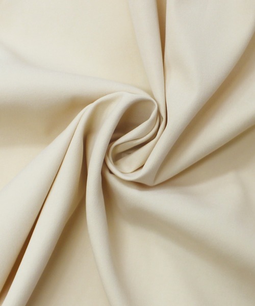 LAVEANGE(ラビアンジェ)の「配色ステンカラーブルゾン(ブルゾン・レディース・ブラック/カーキ/ベージュ系その他・LL/3L/4L/M/L)」の18枚目の写真