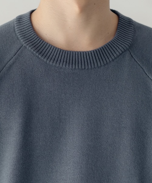 epnok（エプノック）の「ミラノリブクルーネックルーズニット（ニット/セーター・メンズ・チャコールグレー/アイボリー/グレイッシュブルー・SMALL/MEDIUM/LARGE）」の7枚目の写真