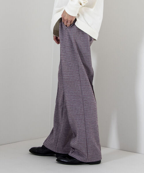 GLOSTER（グロスター）の「【GLOSTER/グロスター】ジャガードトラックパンツ フレアパンツ（その他パンツ・メンズ・グレー系その他/レッド系その他・MEDIUM/LARGE）」の5枚目の写真