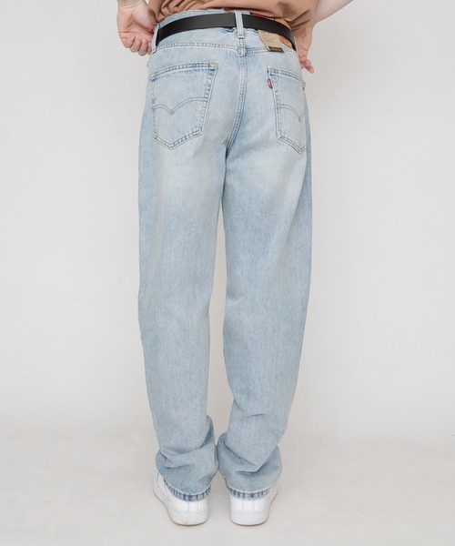Levi's（リーバイス）の「STAY LOOSE DENIM WAS A FOLKSTAR（デニムパンツ・メンズ・ライトインディゴブルー・W34 L32/W30 L32/W36 L32/W28 L32/W29 L32/W33 L32/W31 L32/W32 L32）」の5枚目の写真