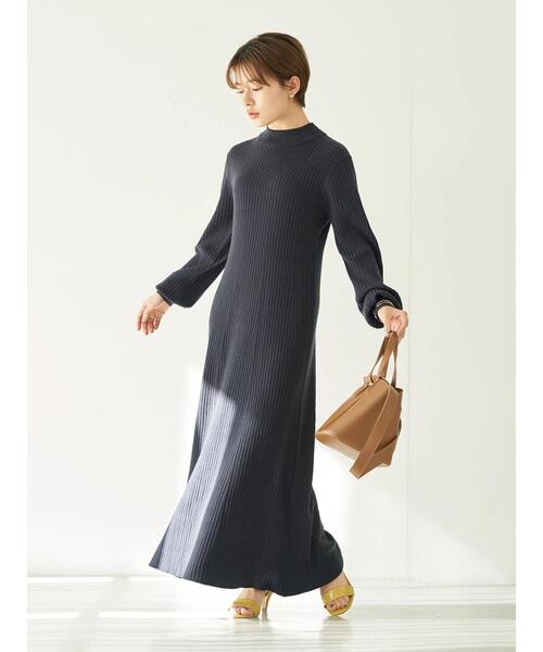 earth music&ecology（アースミュージックアンドエコロジー）の「Aラインリブニットワンピース＊（ワンピース・レディース・ネイビー/ライトベージュ/テラコッタ・FREE）」の5枚目の写真