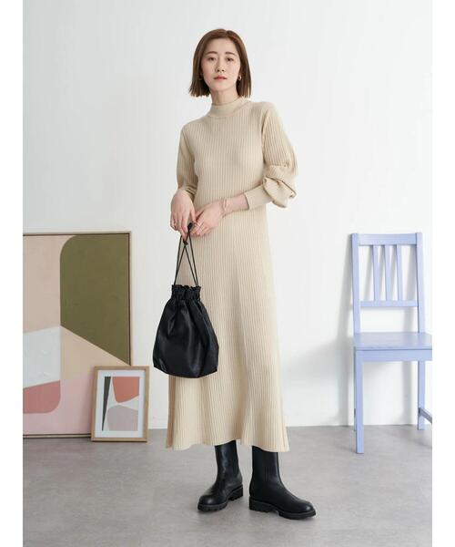 earth music&ecology（アースミュージックアンドエコロジー）の「Aラインリブニットワンピース＊（ワンピース・レディース・ネイビー/ライトベージュ/テラコッタ・FREE）」の10枚目の写真