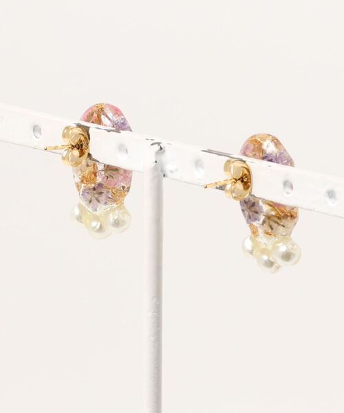 tone（トーン）の「【S.coeuf】ピアス かすみ草の宝石×３連パール(MA)（ピアス（両耳用）・レディース・ピンク・FREE）」の4枚目の写真