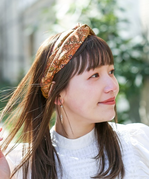 チチカカ（チチカカ）の「ペイズリー×チュールヘアバンド（ヘアバンド・レディース・ネイビー/オレンジ/グリーン・FREE）」の18枚目の写真