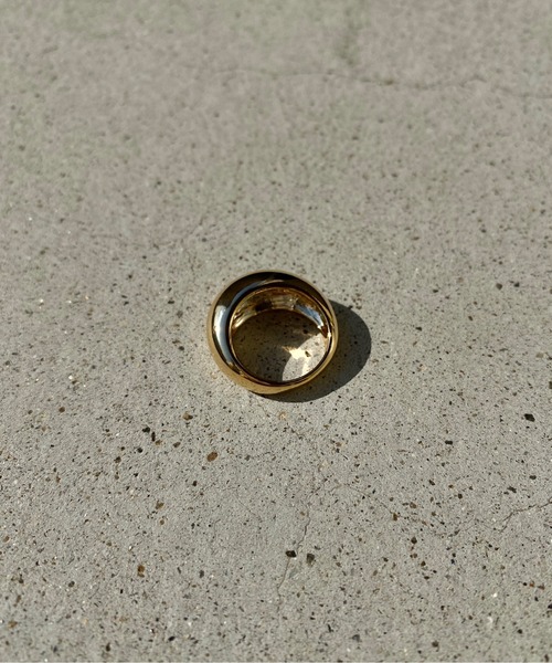 y/m by RIKA（イムバイリカ）の「ウェーブボリュームリング（リング・レディース・シルバー/ゴールド・FREE）」の7枚目の写真