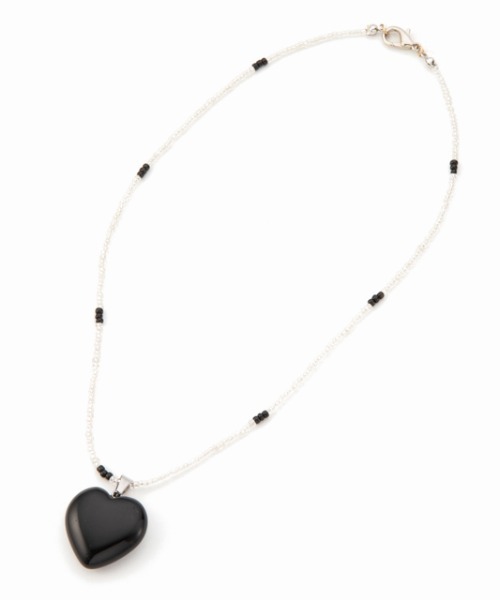 Casselini（キャセリーニ）の「Casselini(キャセリーニ)天然石ハートネックレス（ネックレス・レディース・パープル/グリーン/ブラック/ブラウン・FREE）」の2枚目の写真