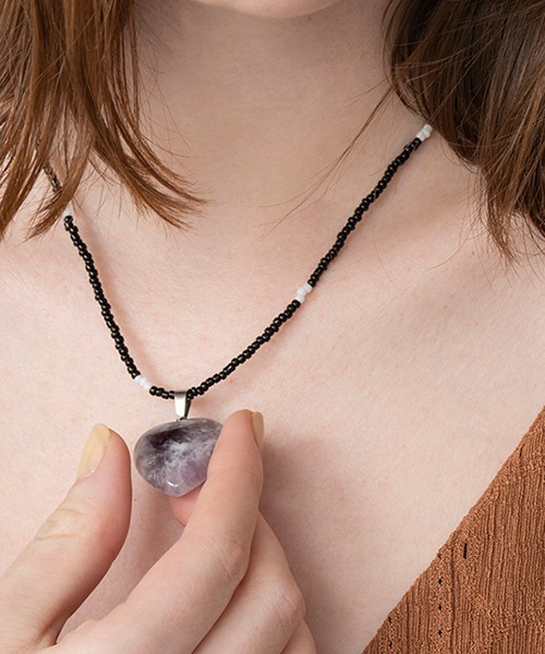 Casselini（キャセリーニ）の「Casselini(キャセリーニ)天然石ハートネックレス（ネックレス・レディース・パープル/グリーン/ブラック/ブラウン・FREE）」の14枚目の写真