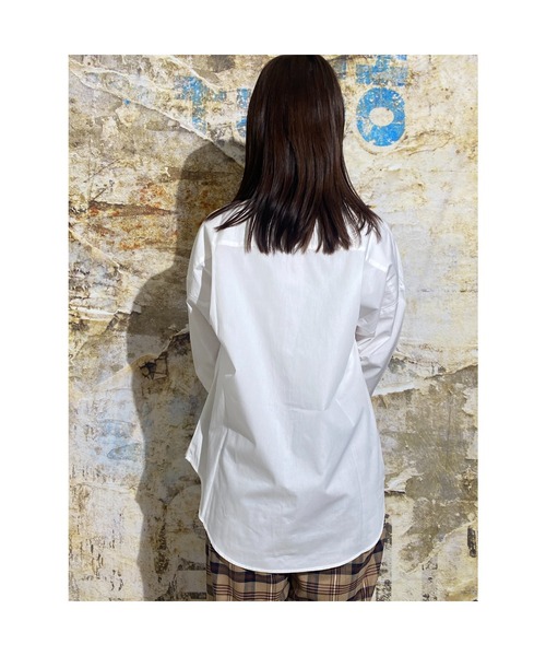 おしゃれスタ(オシャレスタ)の「綿ブロードバンドカラービッグシルエットシャツ(IR)(シャツ/ブラウス・レディース・グレイッシュベージュ/サックスブルー/グリーン/ブラック/ホワイト/ラベンダー/ブルー系その他/ホワイト系その他/イエロー/グリーン系その他/ブラック系その他・L/M/XL)」の17枚目の写真