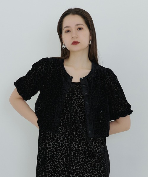 TINA：JOJUN（ティーナジョジュン）の「フラワーベロア ミニジャケット TINA：JOJUN（その他トップス・レディース・ブラック/ホワイト・M）」の9枚目の写真