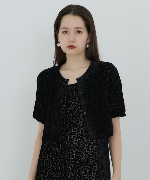 TINA：JOJUN（ティーナジョジュン）の「フラワーベロア ミニジャケット TINA：JOJUN（その他トップス・レディース・ブラック/ホワイト・M）」の22枚目の写真