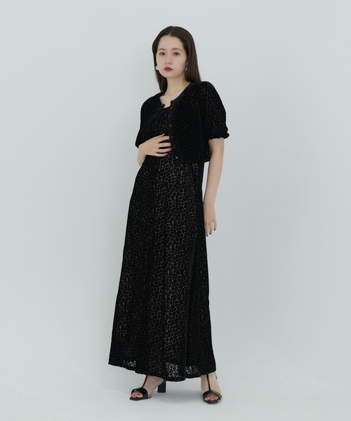 TINA：JOJUN（ティーナジョジュン）の「フラワーベロア ミニジャケット TINA：JOJUN（その他トップス・レディース・ブラック/ホワイト・M）」の15枚目の写真