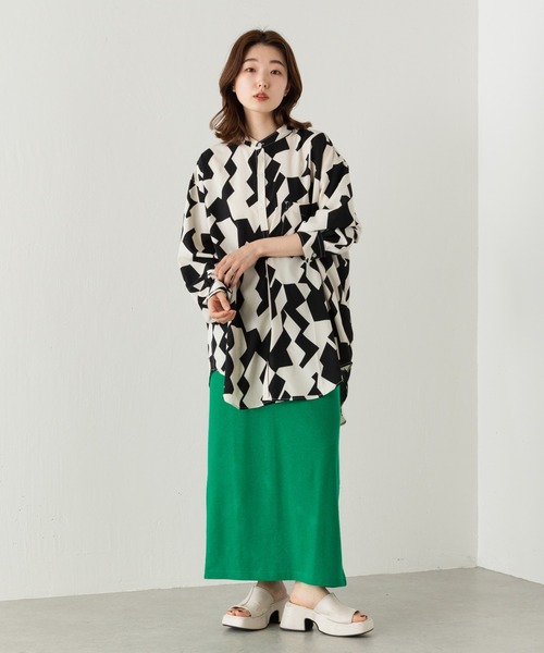 Kastane（カスタネ）の「幾何学柄BIGシャツ（シャツ/ブラウス・レディース・オフホワイト・FREE）」の4枚目の写真