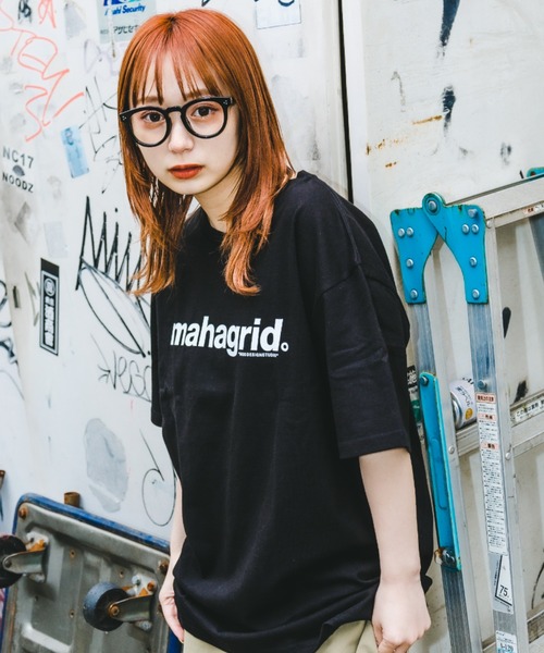 MAHAGRID（マハグリッド）の「『mahagrid/マハグリッド』BASIC LOGO TEE/ベーシックロゴ Tシャツ 半袖 カットソー（Tシャツ/カットソー・レディース・ホワイト/ブラック/グリーン/パープル/チャコールグレー/アイボリー/ネイビー・S/M/L/XL）」の4枚目の写真