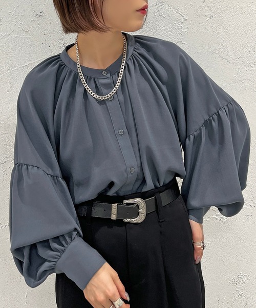 apres jour mignon(アプレジュールミニョン)の「袖切り替えボリュームブラウス【ZOZOTOWN限定アイテム】(シャツ/ブラウス・レディース・ブラック/オフホワイト/ダークブルー・X-LARGE/フリー)」の9枚目の写真