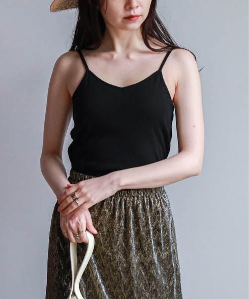 feepur(フェピュール)の「カップ付きリブキャミソール(キャミソール・レディース・ブラック/杢グレー/ピンク/ホワイト・MEDIUM)」の10枚目の写真