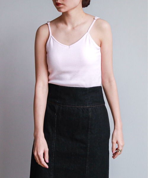 feepur(フェピュール)の「カップ付きリブキャミソール(キャミソール・レディース・ブラック/杢グレー/ピンク/ホワイト・MEDIUM)」の16枚目の写真