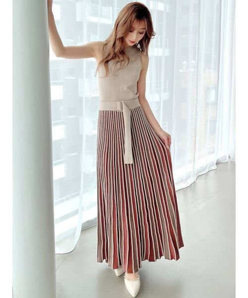 RESEXXY(リゼクシー)の「配色フレアアメスリニットワンピース(ワンピース・レディース・ブラック/ベージュ/グリーン・FREE)」の22枚目の写真