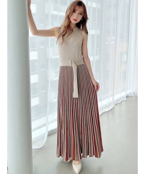 RESEXXY(リゼクシー)の「配色フレアアメスリニットワンピース(ワンピース・レディース・ブラック/ベージュ/グリーン・FREE)」の6枚目の写真