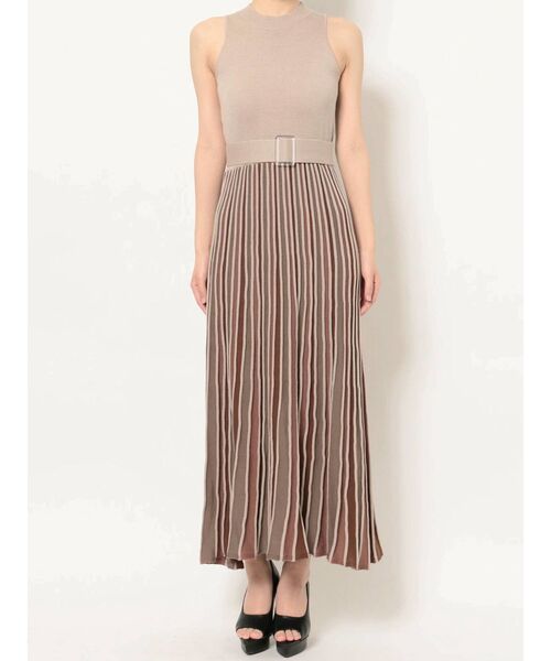 RESEXXY(リゼクシー)の「配色フレアアメスリニットワンピース(ワンピース・レディース・ブラック/ベージュ/グリーン・FREE)」の16枚目の写真