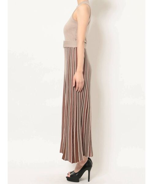 RESEXXY(リゼクシー)の「配色フレアアメスリニットワンピース(ワンピース・レディース・ブラック/ベージュ/グリーン・FREE)」の19枚目の写真