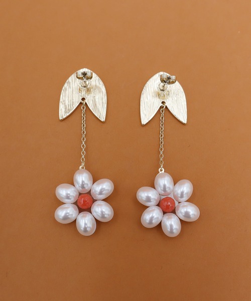 didizizi（ディディジジ）の「お花パールのピアス/イヤリング（ピアス（両耳用）・レディース・ブルー系その他/ブルー/オレンジ/オレンジ系その他・FREE）」の20枚目の写真