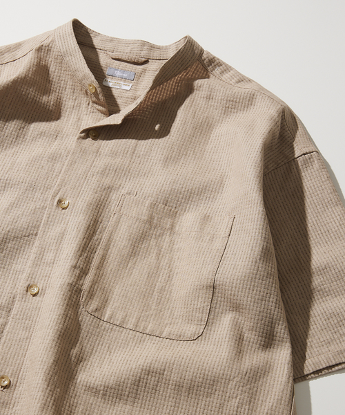 JOURNAL STANDARD relume(ジャーナルスタンダード レリューム)の「FLANDERS LINEN PATTERN バンドカラーシャツ(シャツ/ブラウス・メンズ・ホワイト/ベージュ/ネイビー・MEDIUM/LARGE)」の1枚目の写真