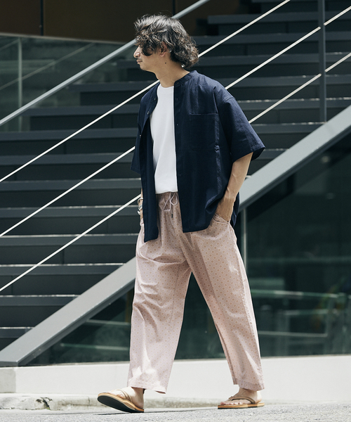 JOURNAL STANDARD relume(ジャーナルスタンダード レリューム)の「FLANDERS LINEN PATTERN バンドカラーシャツ(シャツ/ブラウス・メンズ・ホワイト/ベージュ/ネイビー・MEDIUM/LARGE)」の6枚目の写真