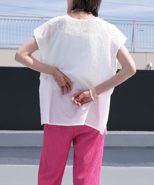 ＡＮＤＪ（アンドジェイ）の「2WAYシアーサッカーギンガムトップス（Tシャツ/カットソー・レディース・グリーン系その他/オフホワイト/イエロー/ブラック・M）」の8枚目の写真