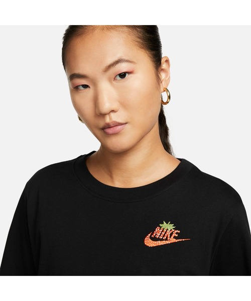 NIKE（ナイキ）の「ナイキ NIKE ナイキ ウィメンズ NSW ボクシー BERRY S/S Tシャツ（Tシャツ/カットソー・レディース・ブラック/ホワイト・XL/L/S/M）」の7枚目の写真