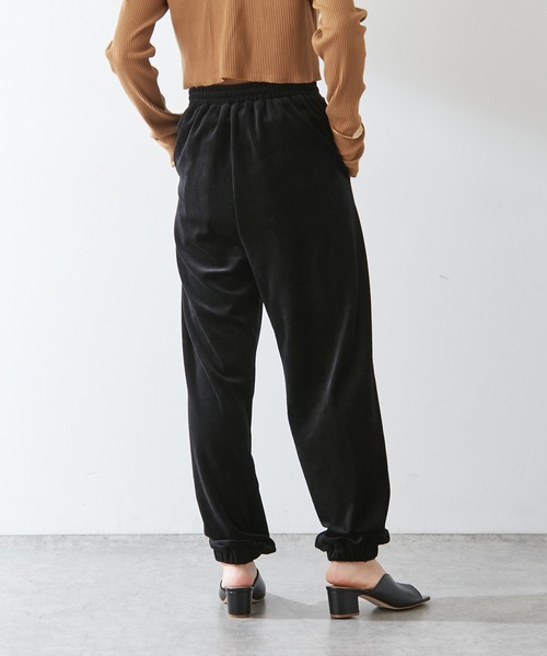 Omekashi(オメカシ)の「【earthy_】オーガニックコットンボリュームベロアパンツ(その他パンツ・レディース・ベージュ/チャコールグレー/ブラック・S/M)」の21枚目の写真