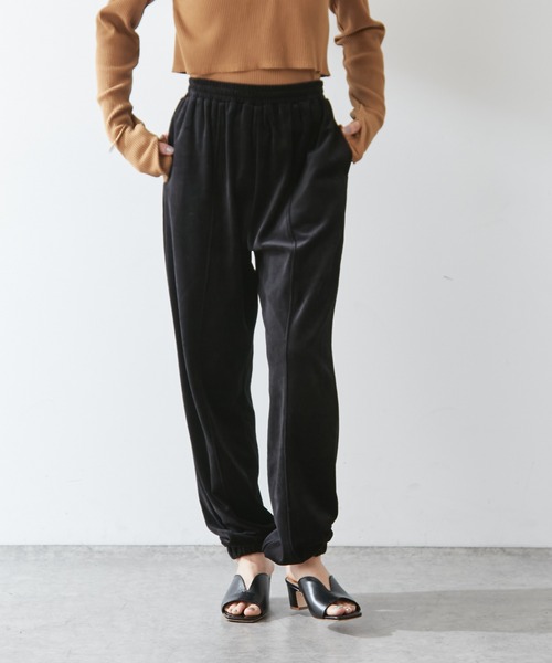 Omekashi(オメカシ)の「【earthy_】オーガニックコットンボリュームベロアパンツ(その他パンツ・レディース・ベージュ/チャコールグレー/ブラック・S/M)」の18枚目の写真