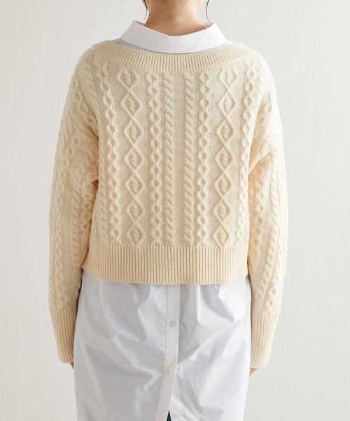 COLLAGE GALLARDAGALANTE（コラージュガリャルダガランテ）の「レイヤードでも1枚でも/ケーブルショートプルオーバー/手洗い可（ニット/セーター・レディース・ホワイト/ネイビー・FREE）」の21枚目の写真