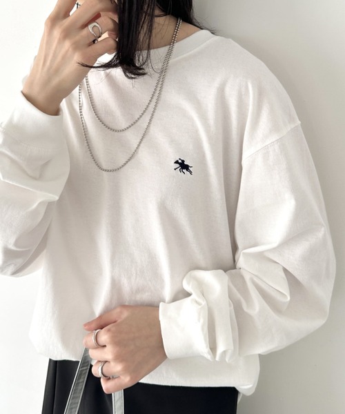 POLOCHAMPS(ポロチャンプス)の「POLOCHAMPS/ポロチャンプス 別注 ワンポイント刺繍 オーバーサイズ ロンT(Tシャツ/カットソー・レディース・ブラック/ダークグリーン/ホワイト/ネイビー/ベージュ/ライトグレー・M/L)」の11枚目の写真