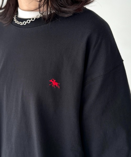 POLOCHAMPS(ポロチャンプス)の「POLOCHAMPS/ポロチャンプス 別注 ワンポイント刺繍 オーバーサイズ ロンT(Tシャツ/カットソー・レディース・ブラック/ダークグリーン/ホワイト/ネイビー/ベージュ/ライトグレー・M/L)」の21枚目の写真