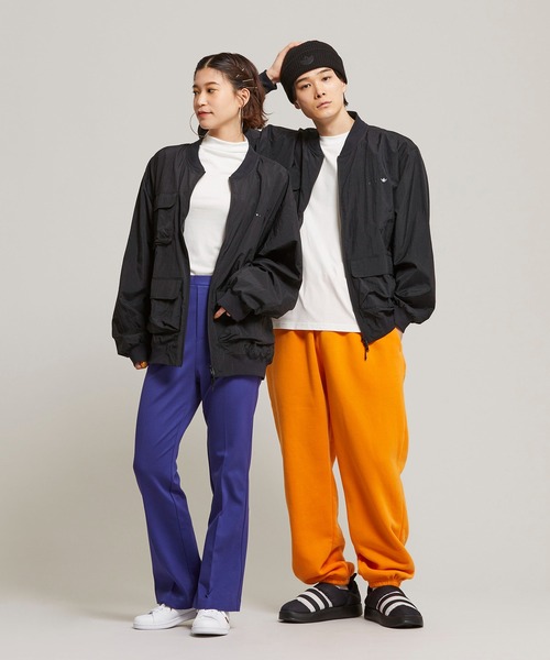 adidas(アディダス)の「Reveal カーゴ トラックジャケット / アディダスオリジナルス(ナイロンジャケット・メンズ・ブラック・LARGE/MEDIUM/SMALL/X-LARGE/XX-LARGE/3XL/X-SMALL)」の9枚目の写真