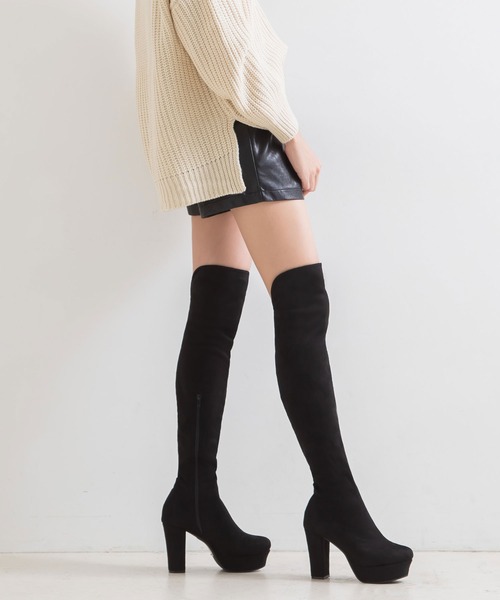 Newlyme（ニューリーミー）の「最強美脚!10.5cmヒール裏起毛ニーハイブーツ（ブーツ・レディース・ブラック・22cm/22.5cm/23cm/23.5cm/24cm/24.5cm/25cm/25.5cm/21cm/21.5cm）」の4枚目の写真