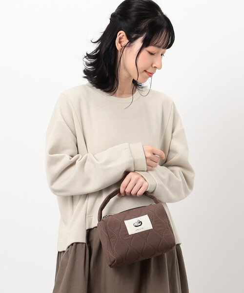 ONIGIRI(オニギリ)の「キルトバッグ(ショルダーバッグ・レディース・カーキ/ネイビー/ブラウン・FREE)」の1枚目の写真