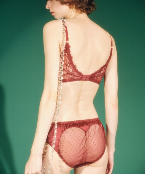 LILY BROWN(リリーブラウン)の「【LILY BROWN Lingerie】サテン アイラッシュレース ブラ(ブラジャー・レディース・ボルドー/ミント・1/2/3/4)」の3枚目の写真