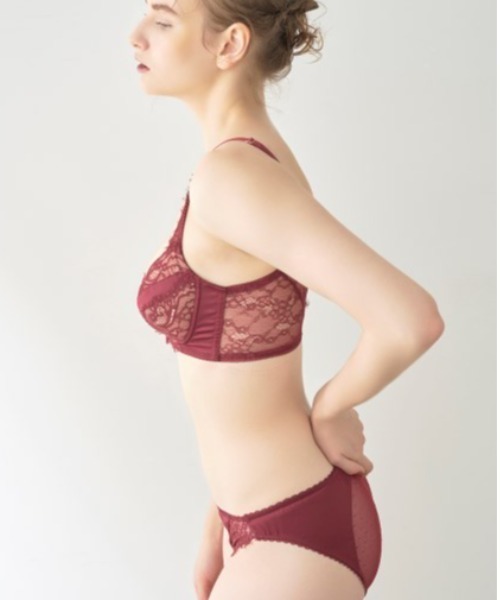 LILY BROWN(リリーブラウン)の「【LILY BROWN Lingerie】サテン アイラッシュレース ブラ(ブラジャー・レディース・ボルドー/ミント・1/2/3/4)」の13枚目の写真