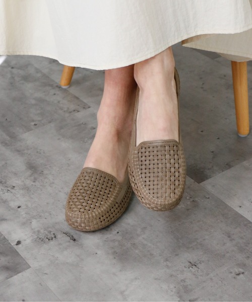 Per sist ence（パーシエンス）の「メッシュモカシン（スリッポン・レディース・ベージュ/ネイビー/ホワイト/ブラック・MEDIUM/LARGE/SMALL）」の3枚目の写真