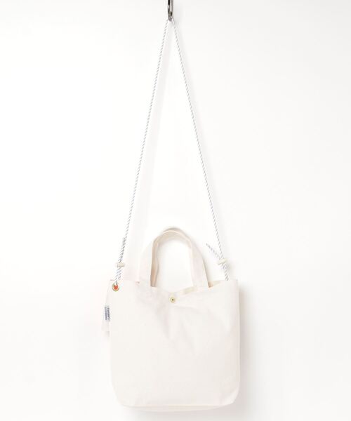 PARROTT CANVAS(パロットキャンバス)の「PARROTTCANVAS/パロットキャンバス Gardenshop Logo Mini Bag(ショルダーバッグ・レディース・オフホワイト・FREE)」の4枚目の写真